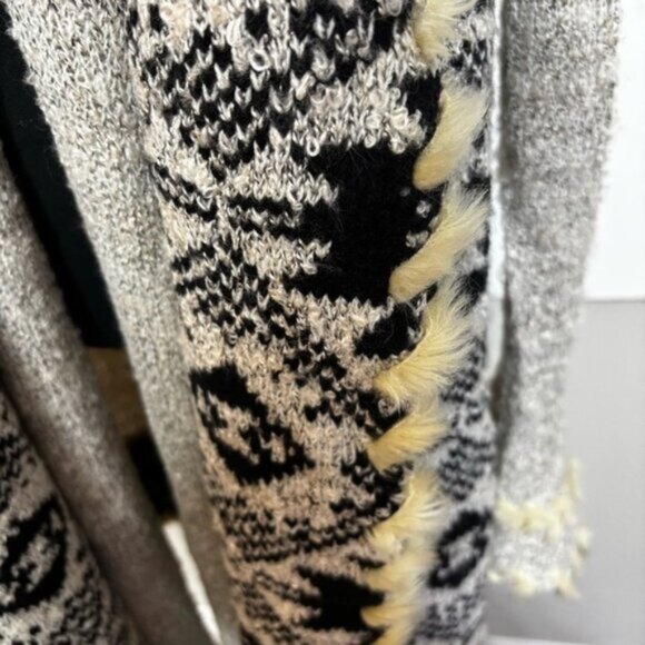 Venus Women’s Large Chic Boho Knit Cardigan Longline Faux Fur Fringe Hook&Eye - Picture 7 of 12